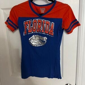 Florida gators t shirt size small UF